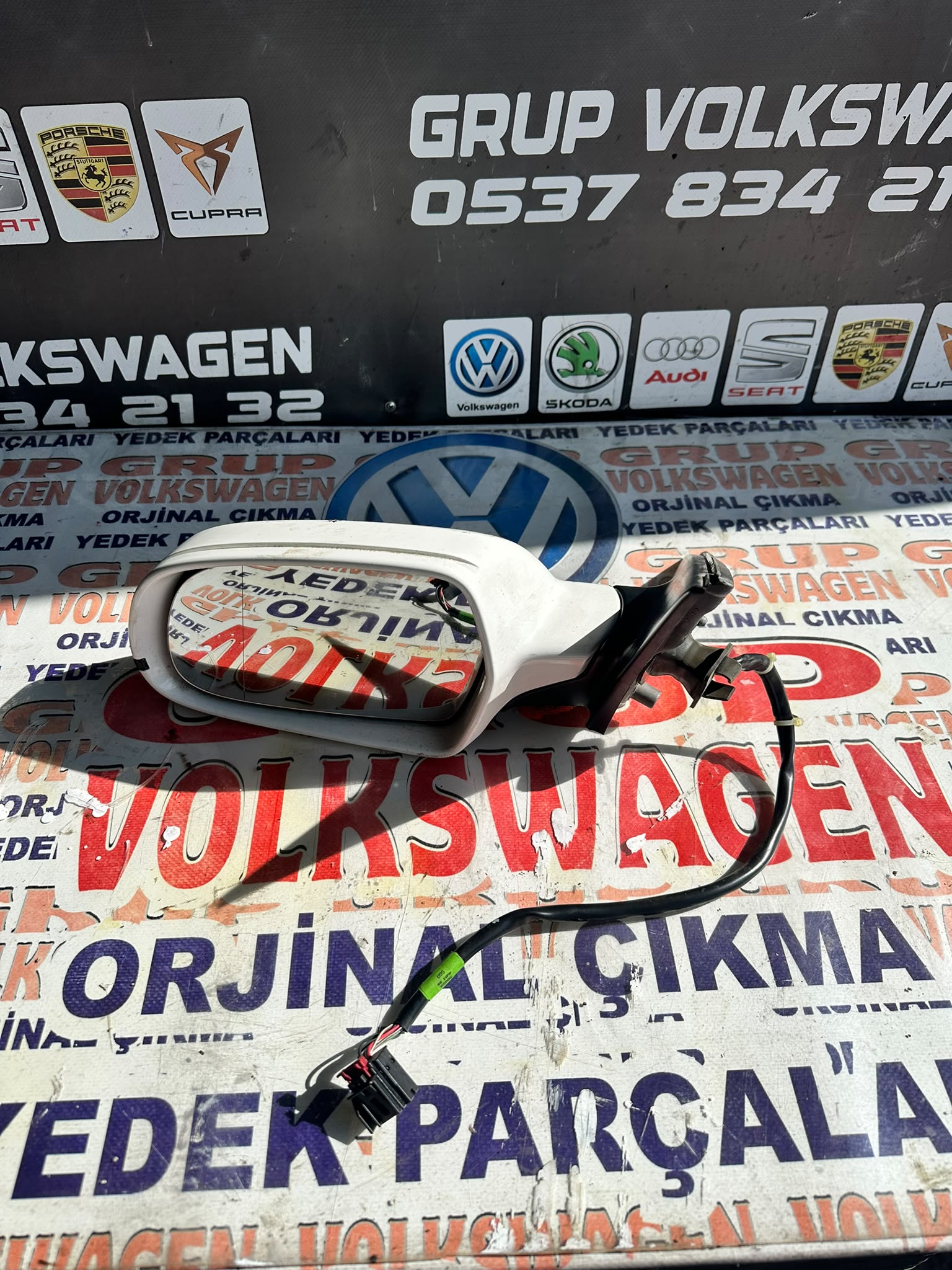 AUDİ A4 8K0 SOL AYNA KATLANIR CIKMA ORJİNAL
