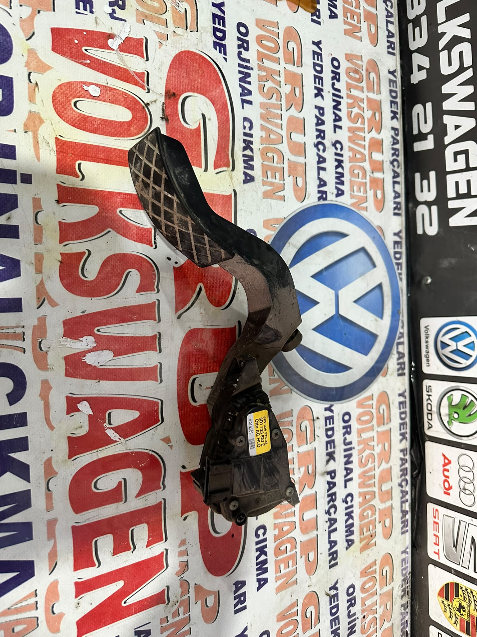 PASSAT B5.5 1.8T GAZ PEDALI CIKMA ORJİNAL
