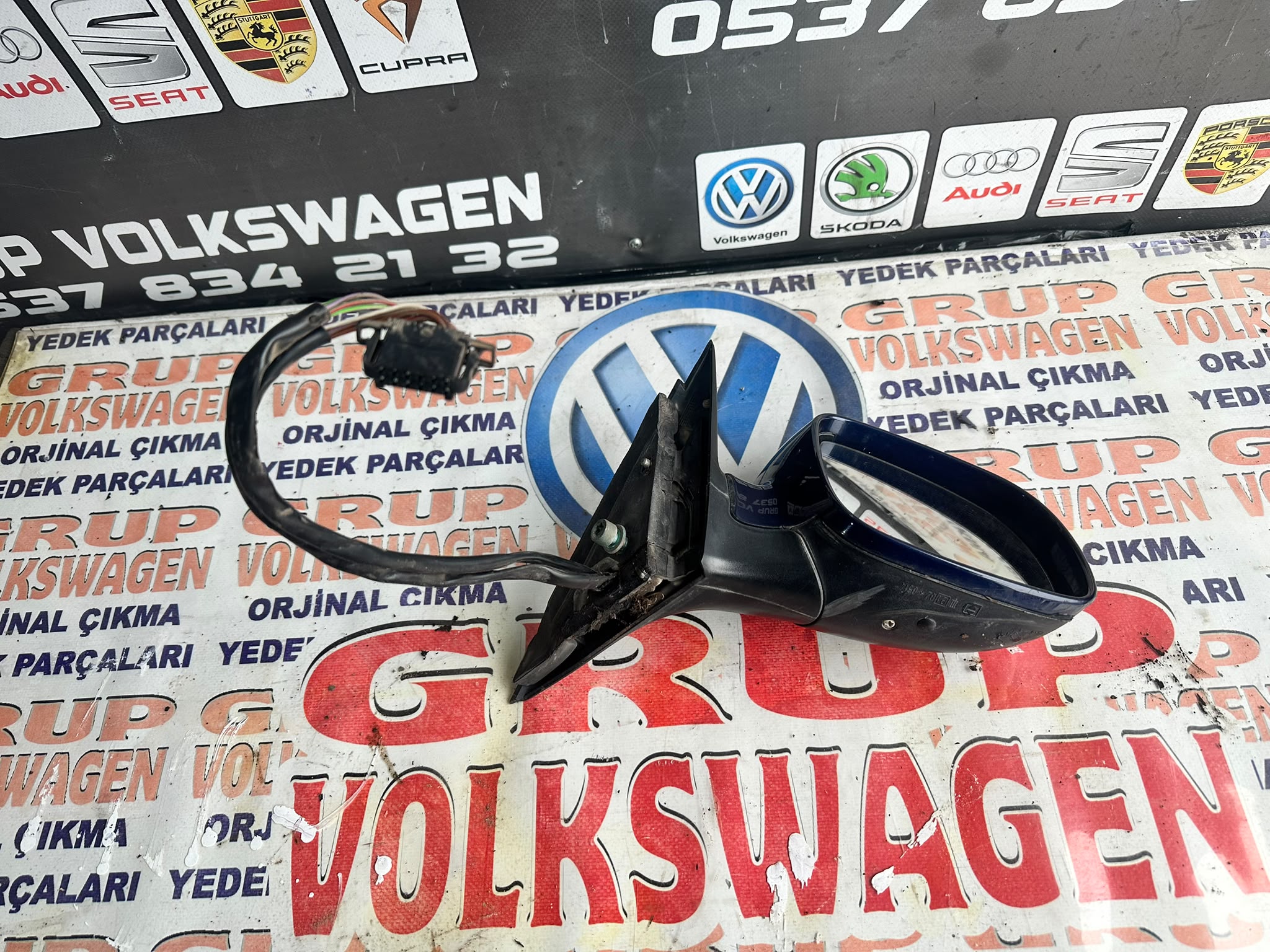 PASSAT B5.5 SAG AYNA KATLANIR CIKMA ORJİNAL