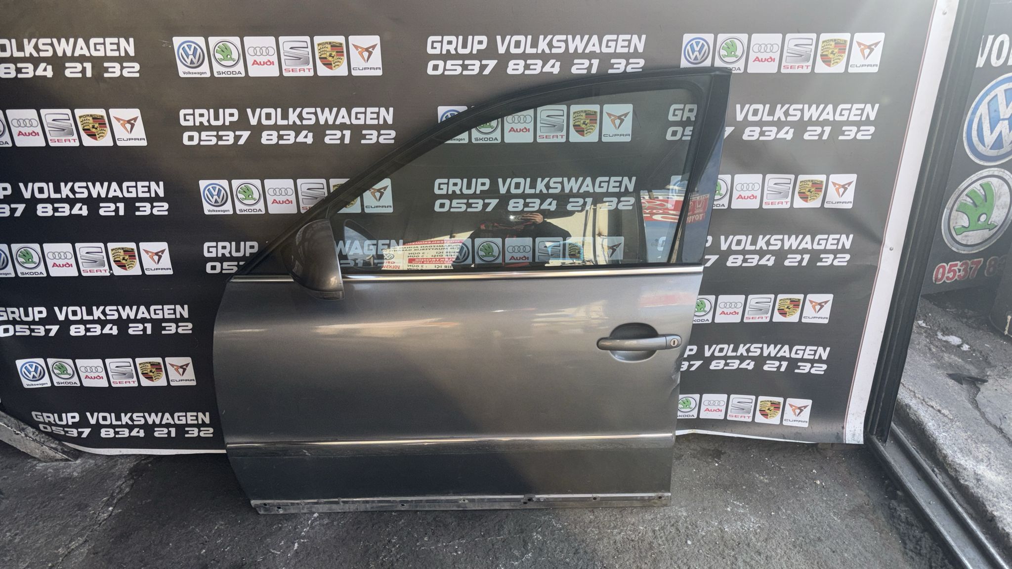 passat b5.5 sol ön kapı cıkma orjinal