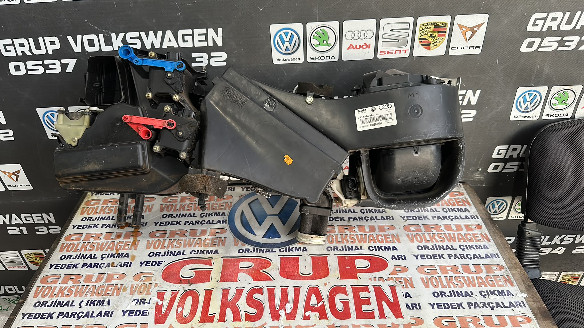 PASSAT B5 KALEFÖR KAZANI 8D1820005N CIKMA ORJİNAL