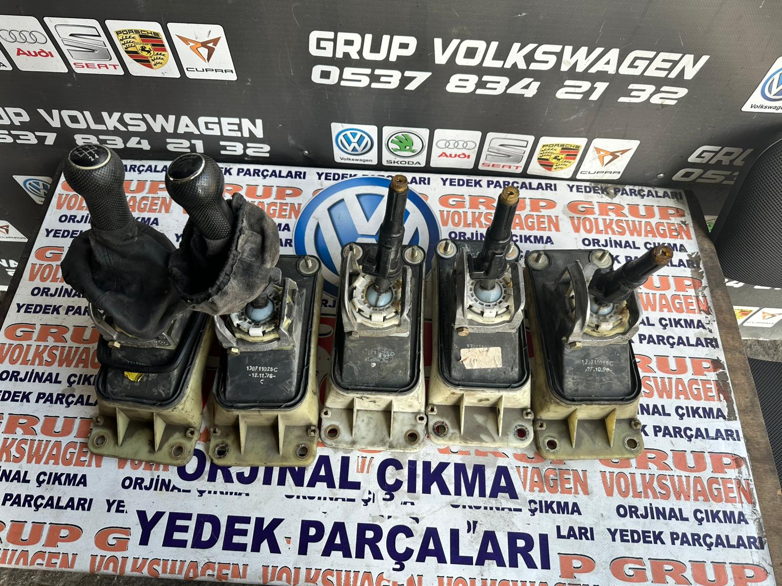 SEAT LEON 1J0711061A MANUEL VİTES KULESİ CIKMA ORJİNAL