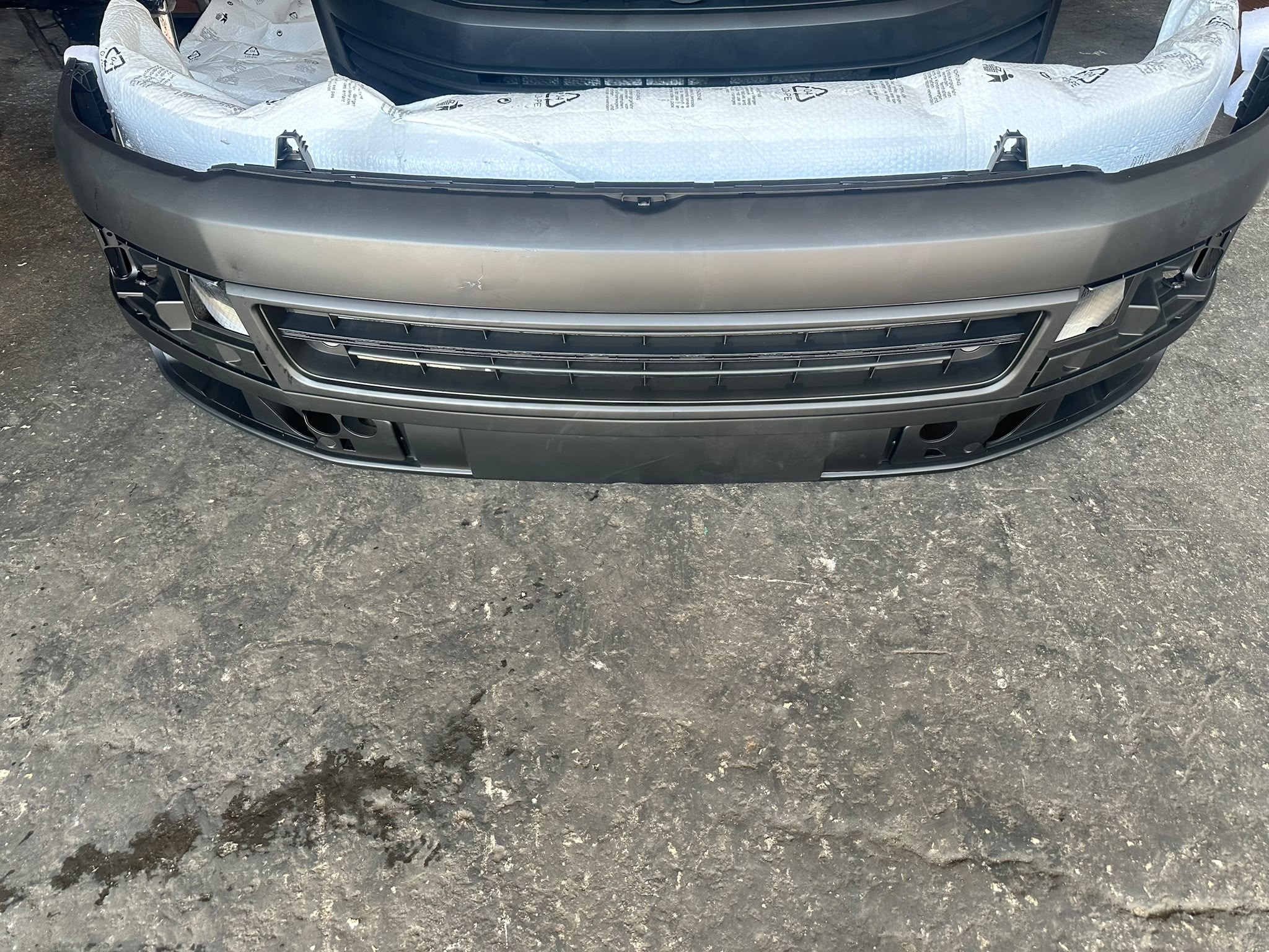 TRANSPORTER T6 CAREVELLE ÖN TAMPON 1.KALİTE SIFIR