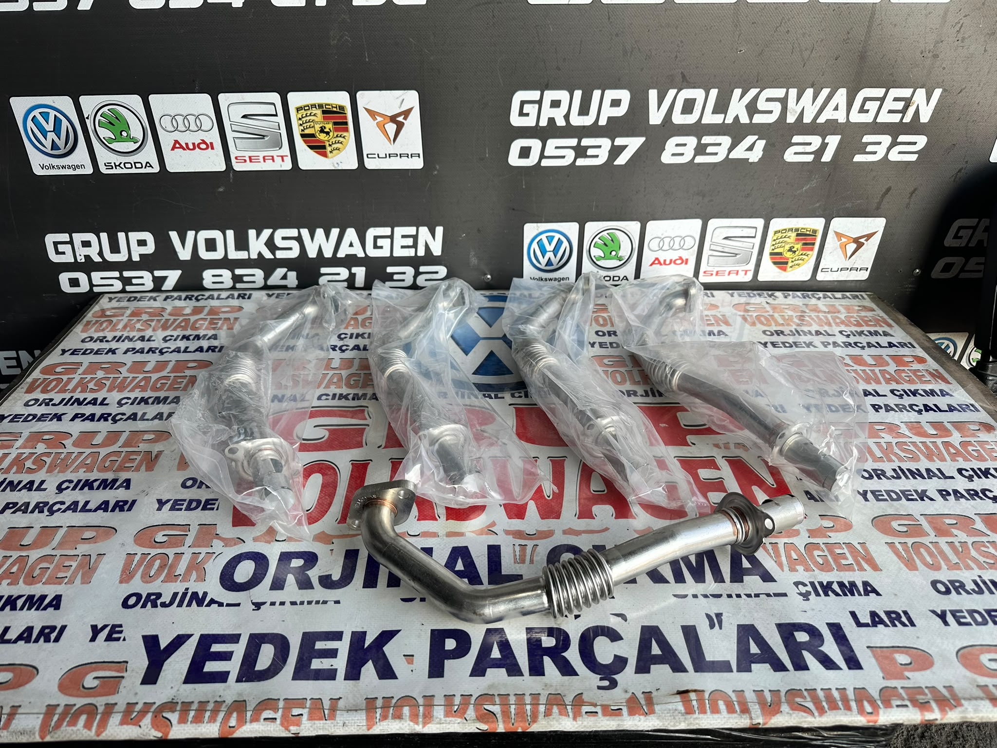 TRANSPORTER T8 EGR BORUSU SIFIR