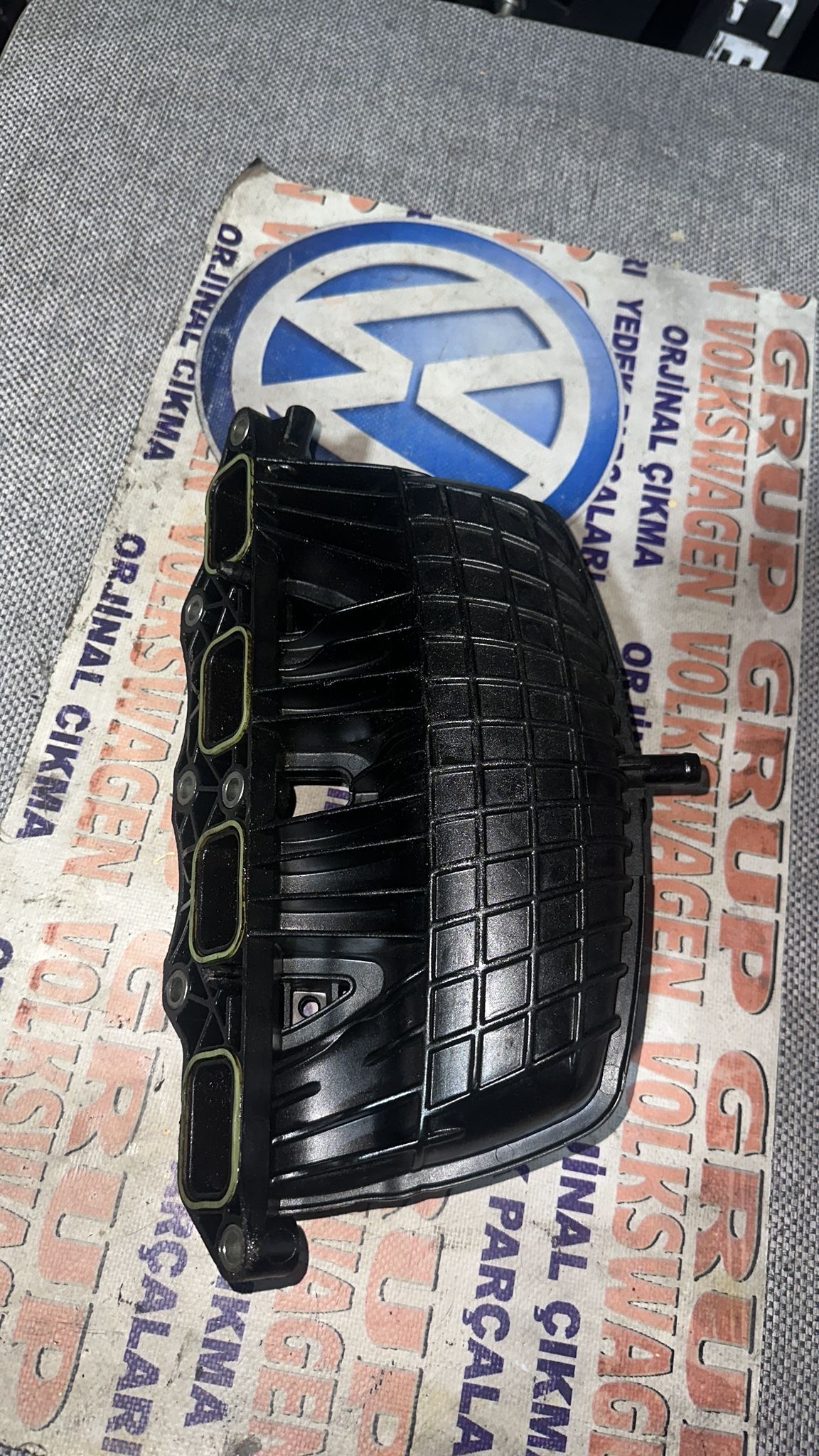 Volkswagen Jetta 1.4 Tsı cav motor emme manifolt çıkma orijinal