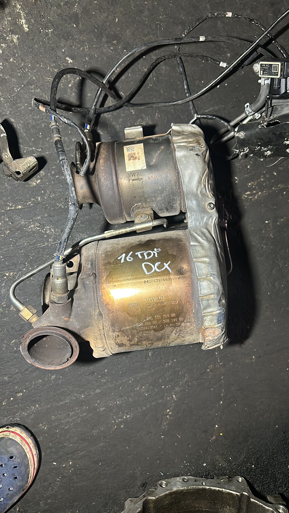 Volkswagen Passat b8 1.6 TDI dcx motor partikülfilitresi çıkma orijinal