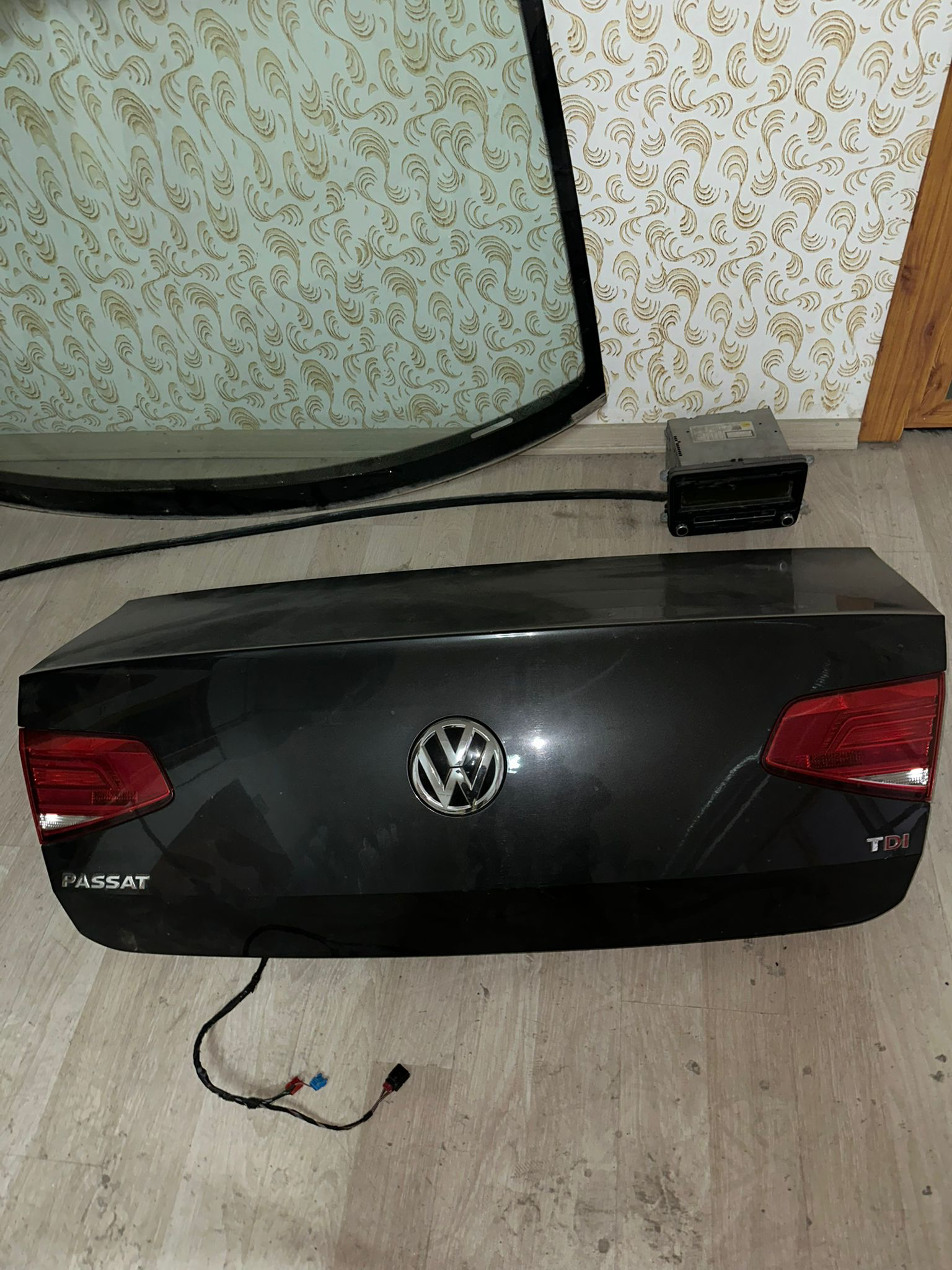 Volkswagen Passat b8 kasa bagaj kapağı çıkma orijinal