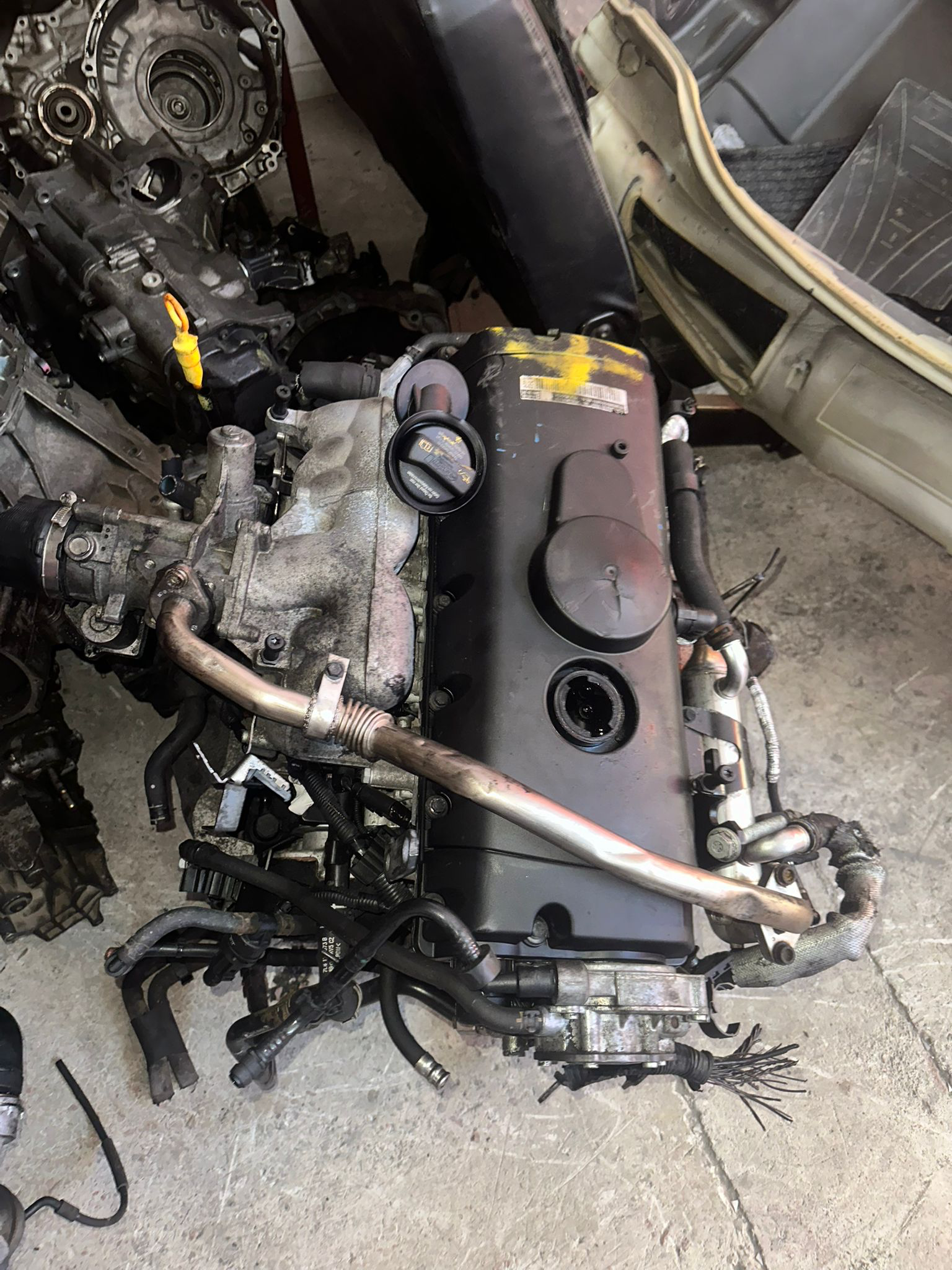 Volkswagen TOUREK 2.5 komple motor çıkma orijinal