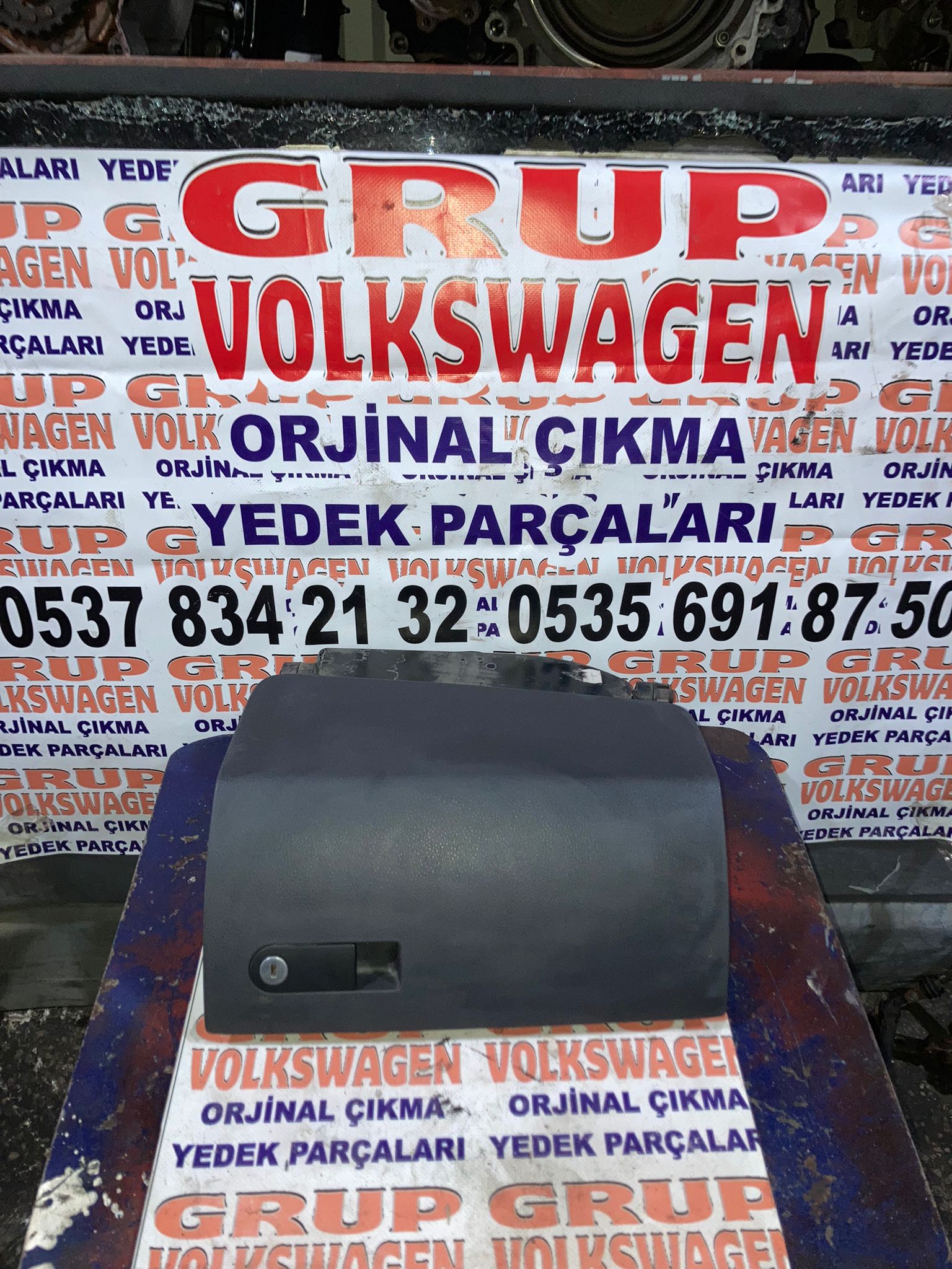 volkswagen transporter t5 t6  cıkma orjinal torpido kapagı ve gözü